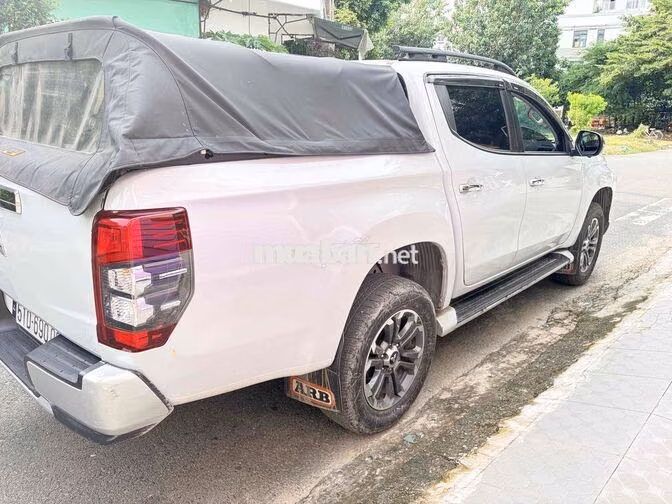 Mitsubishi Triton 2021 Premium 46.000 km Trắng