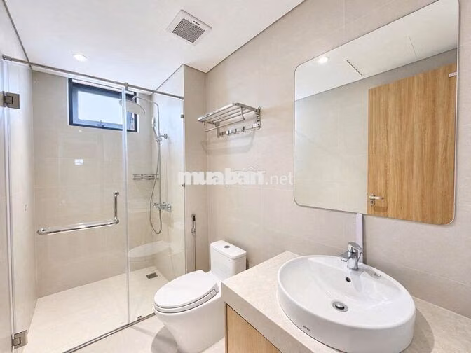 🏙️🔝CĂN HỘ 1 PHÒNG NGỦ MỚI - CÓ HỒ BƠI, GYM, BAN CÔNG - GẦN SÔNG VÀ BIỂN