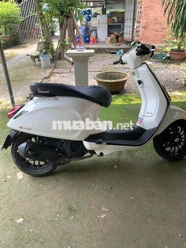 Piaggio Vespa Sprint Trắng