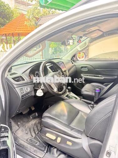 Mitsubishi Triton 2021 Premium 46.000 km Trắng