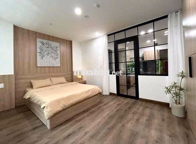 Cho thuê căn hộ trung tâm Quận 7 ban công riêng thuận tiện sang Q1,Q4