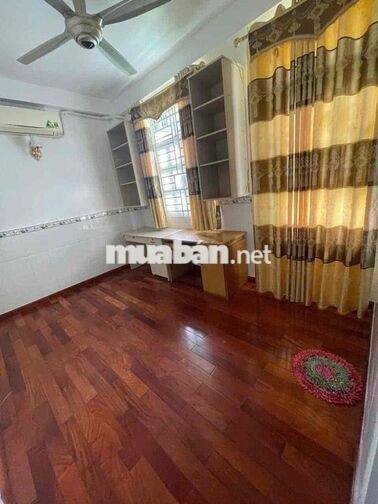 Cho thuê Chung cư 2PN, có sẵn nội thất - Võ Văn Kiệt Q1