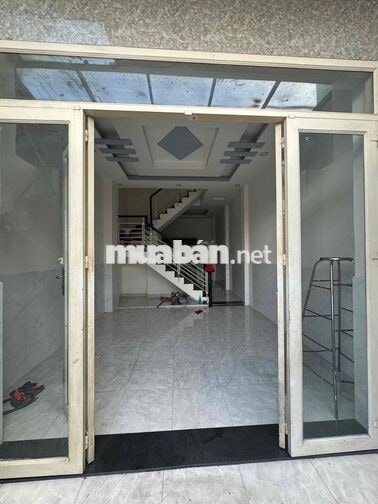 nhà vị trí đẹp có sổ hoàn công gần chợ, các trường mầm non. cấp 1,2,3