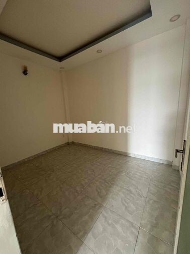 nhà vị trí đẹp có sổ hoàn công gần chợ, các trường mầm non. cấp 1,2,3