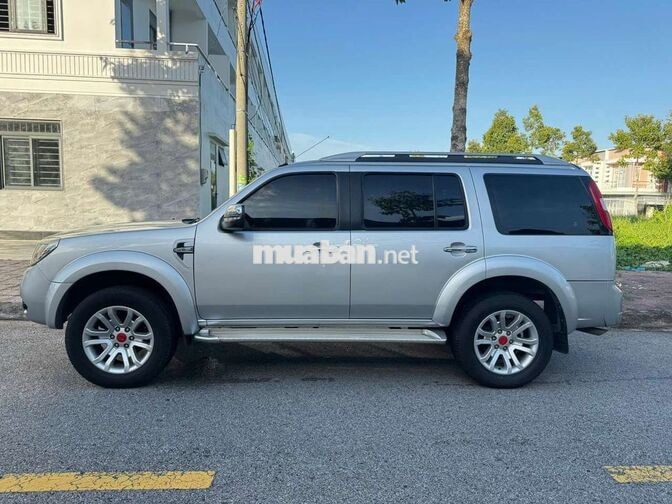 Ford Everest 2014 Số sàn Bạc