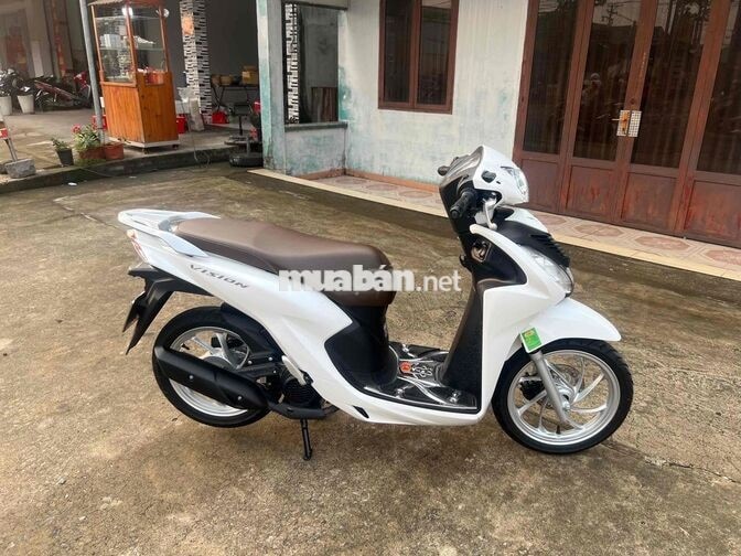 Honda Vision 2024 Trắng 6127 km bán trả góp