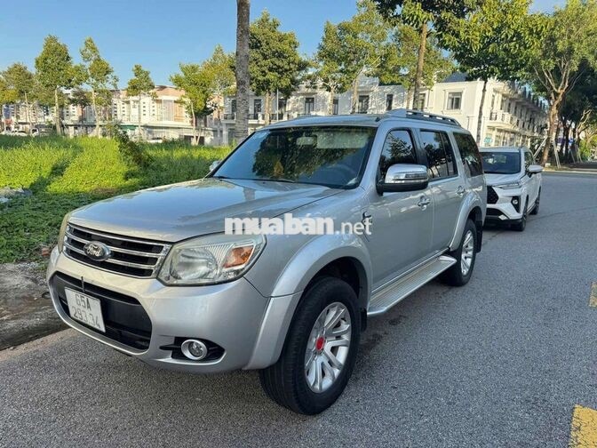 Ford Everest 2014 Số sàn Bạc