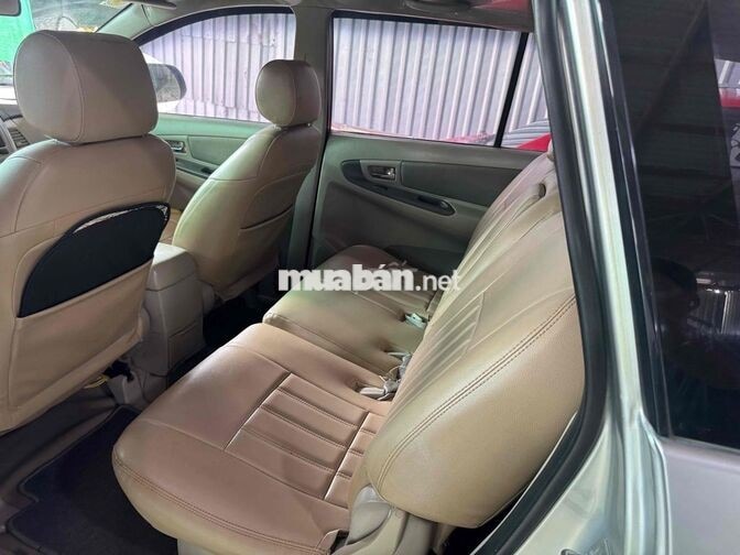 Toyota Innova 2015 Số sàn Bạc