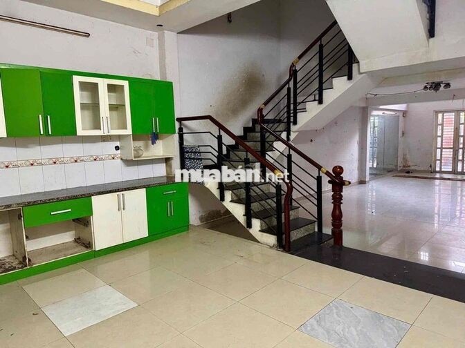 Bán nhà 5 tầng 120m2 ngay trung tâm Gò Vấp