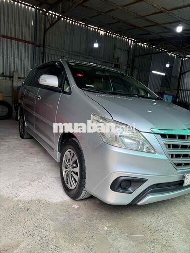 Toyota Innova 2015 Số sàn Bạc