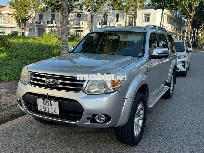 Ford Everest 2014 Số sàn Bạc