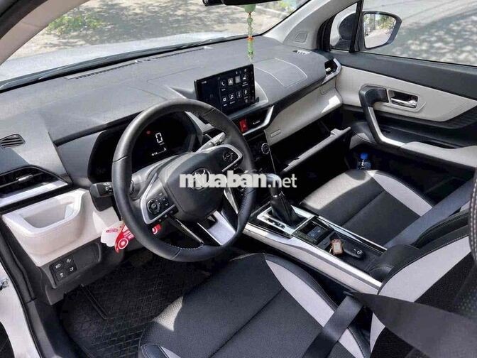 Toyota Veloz TOP 2024 Xám - NT Đen . Xe Như Mới