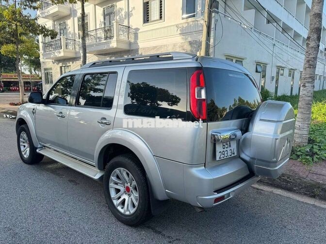 Ford Everest 2014 Số sàn Bạc
