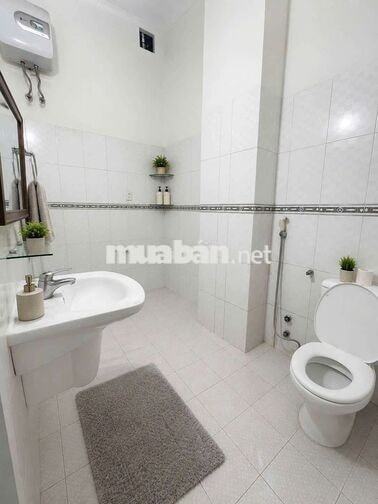 GIÁ SẬP HẦM BÁN GẤP! NHÀ 3 MÊ FULL NỘI THẤT GẦN BIỂN . KIỆT 4M TĐ TRI