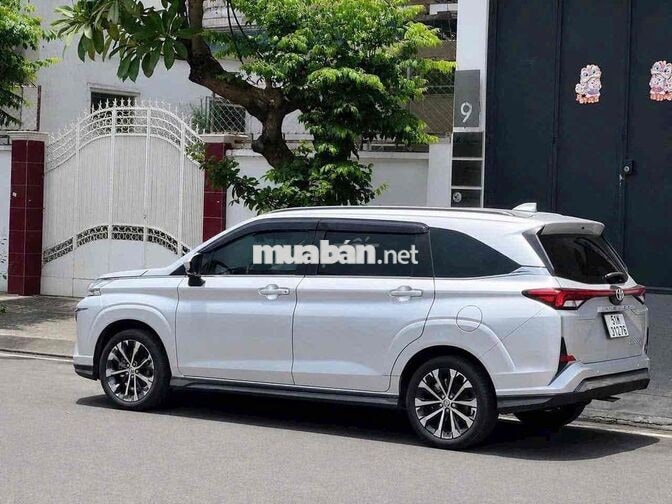 Toyota Veloz TOP 2024 Xám - NT Đen . Xe Như Mới