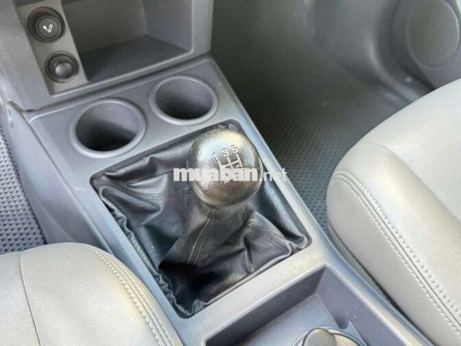 Ford Everest 2014 Số sàn Bạc