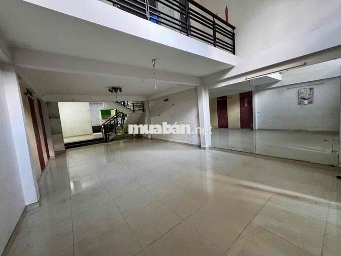 Bán nhà 5 tầng 120m2 ngay trung tâm Gò Vấp