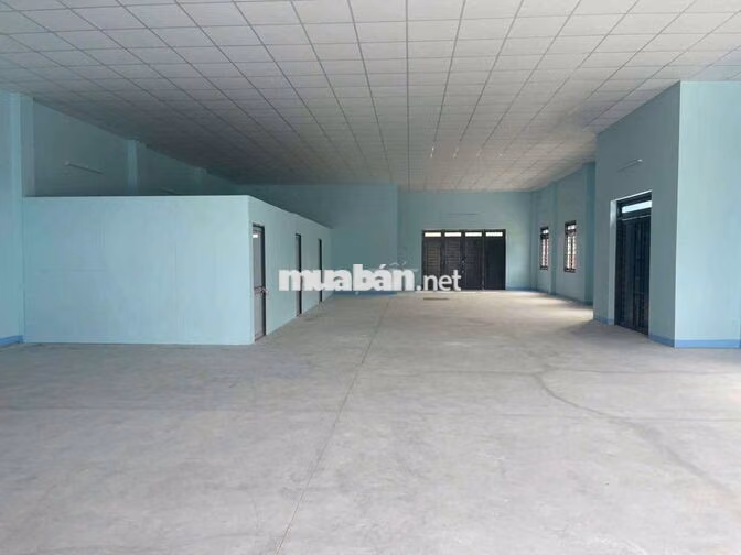 Kho Thuê  Mới tổng 1000m xD 350 sân rộng _Đường Nữ Dân vĩnh lộc A