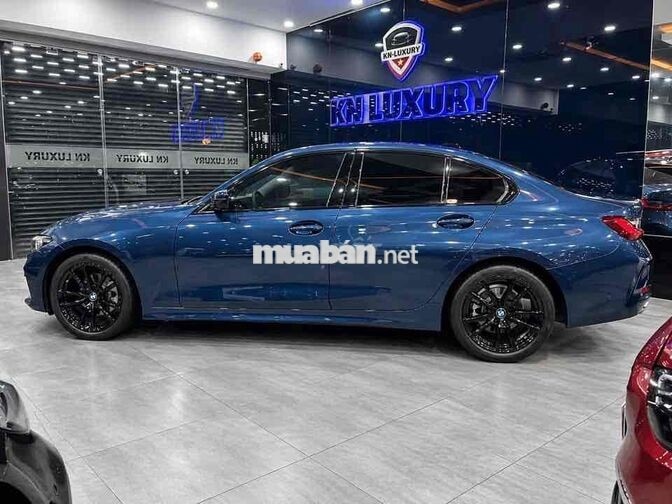 BMW 320i Sport Line Model 2024 Xanh 40.000km