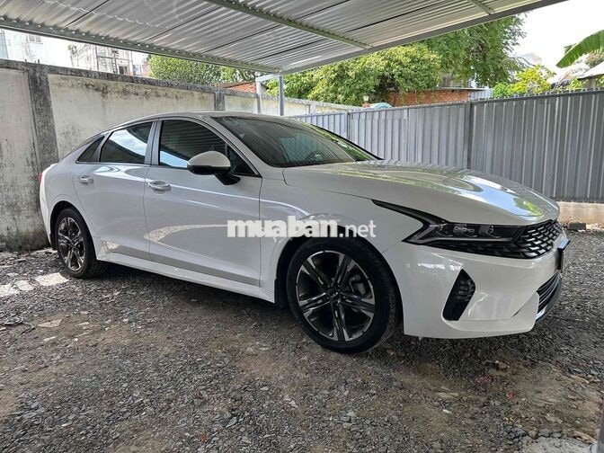KIA K5 LUXURY 2022 lăn bánh 12/2023 được 34.000km
