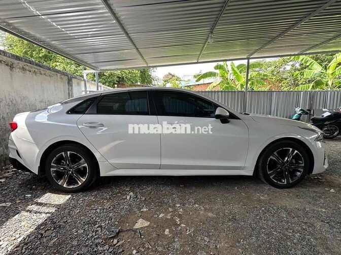KIA K5 LUXURY 2022 lăn bánh 12/2023 được 34.000km