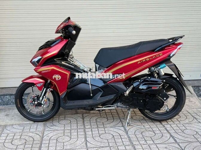 Honda Air Blade 2017 màu Đỏ