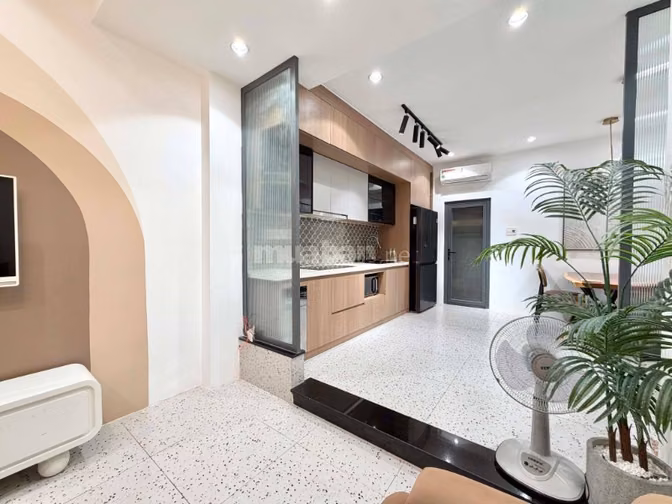 KẸT TIỀN - 4 NGỦ - 4 TỶ 390 đường Đặng Văn Ngữ, Phú Nhuận DT 40m2