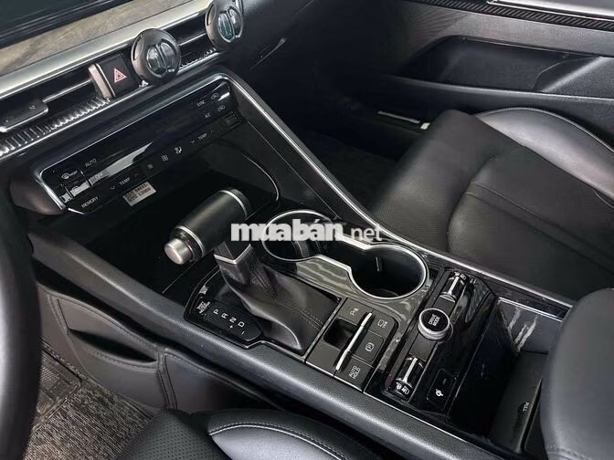 KIA K5 LUXURY 2022 lăn bánh 12/2023 được 34.000km