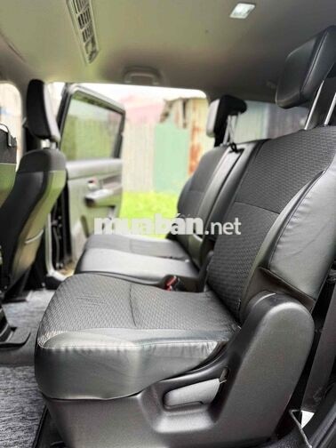 Suzuki XL7 Hybrid 2025 Đen