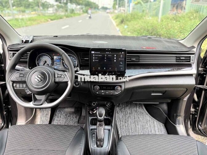 Suzuki XL7 Hybrid 2025 Đen