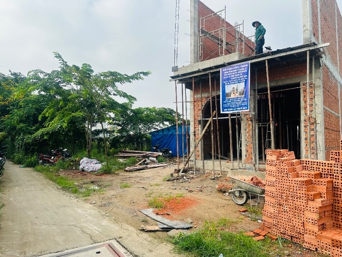 Cần bán lô đất 5x23m, thổ cư 104m2, đường TH30, HM