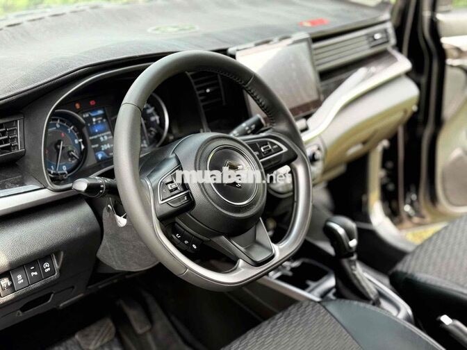 Suzuki XL7 Hybrid 2025 Đen