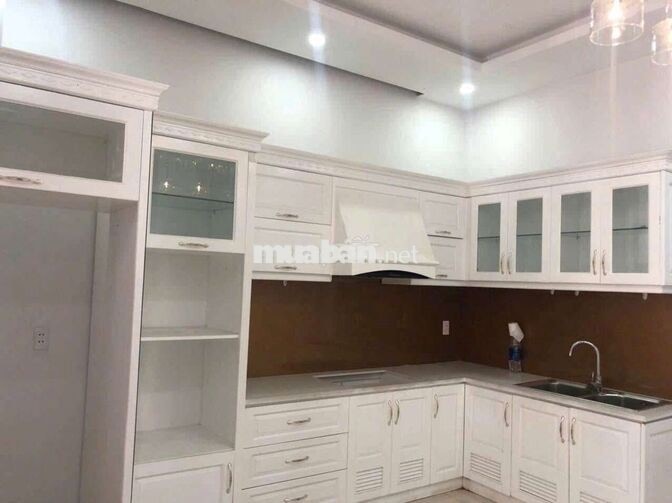 CHO THUÊ NHÀ ĐẸP GIÁ RẺ 5PN 4WC FUN NỘI THẤT 
