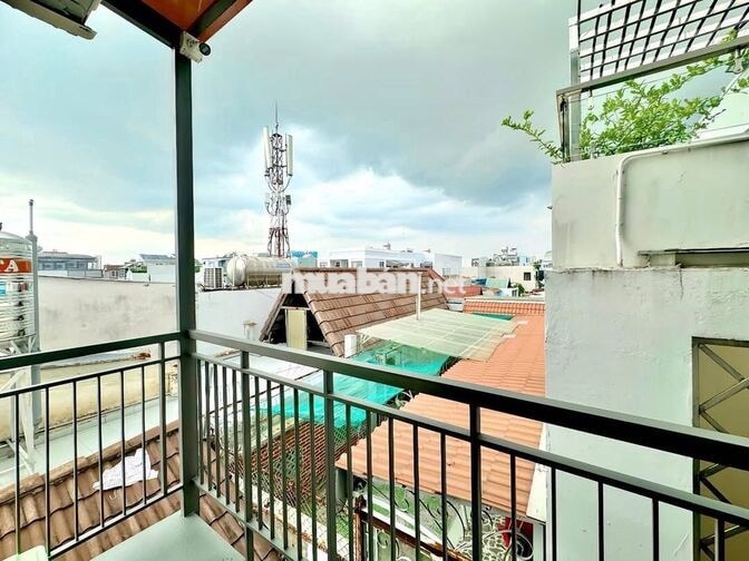 PHÒNG ĐẸP BAN CÔNG THOÁNG GẦN ĐẠI HỌC SƯ PHẠM Q5