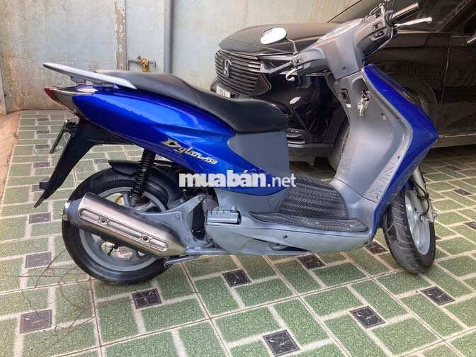Honda Dylan 150 máy êm dzọt