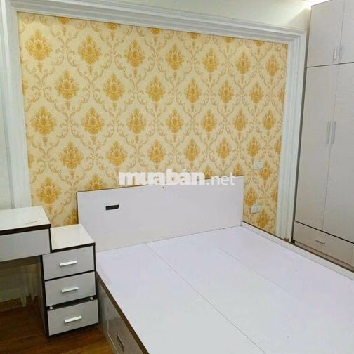 Cho thuê nhà Nguyên Căn Tư Đình, Bát Khối, gần cầu Trần Hưng Đạo