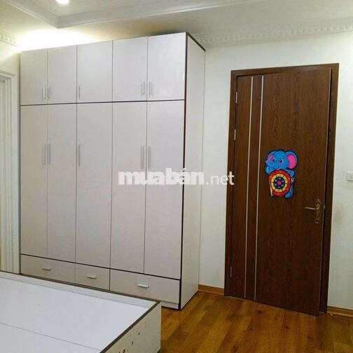 Cho thuê nhà Nguyên Căn Tư Đình, Bát Khối, gần cầu Trần Hưng Đạo