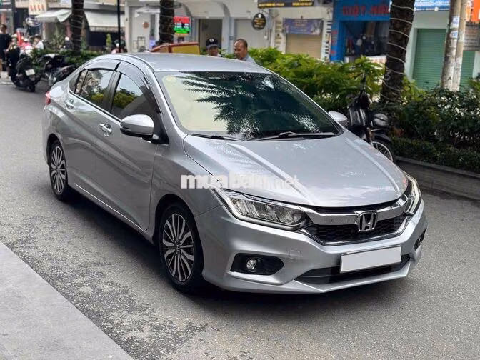 Honda City TOP 2018 55k km Bạc