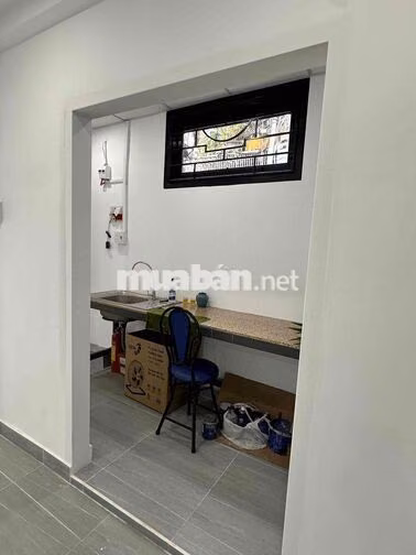 CHO THUÊ NHÀ CĂN GÓC 2 MẶT TIỀN PHẠM VĂN HAI Ô TÔ ĐẬU TRONG NHÀ