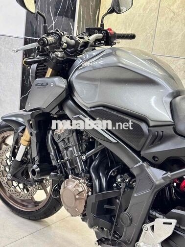 Honda CB650R 2023 Xám 2.800 km