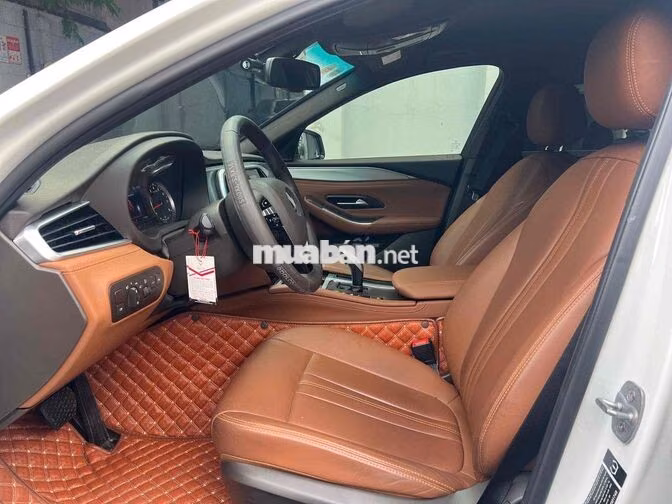 VinFast Lux A Premium 2022 - 12.000 km
