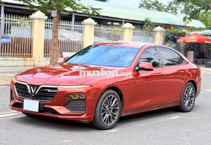 Vinfast LuxA2.0 Turbo 2021 Base Đỏ