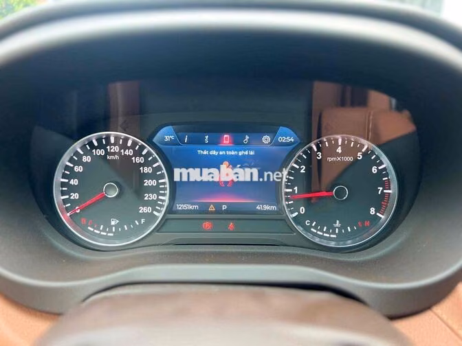 VinFast Lux A Premium 2022 - 12.000 km
