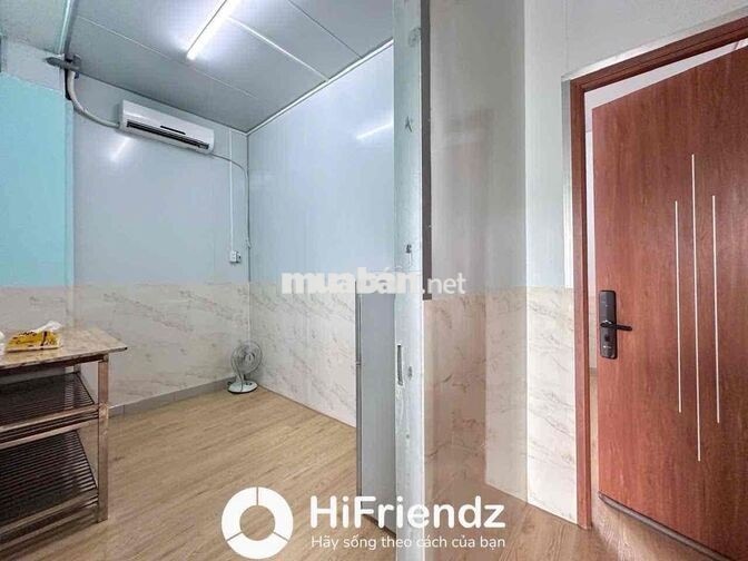 PHÒNG CỬA SỔ LỚN THOÁNG FULL NỘI THẤT CÓ MÁY GIẶT RIÊNG GẦN BÀ HOM