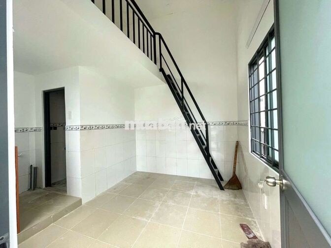 CHÍNH CHỦ  Duplex Ban Công tại Tân Hương, Đh Công Thương vs Văn Hiến 