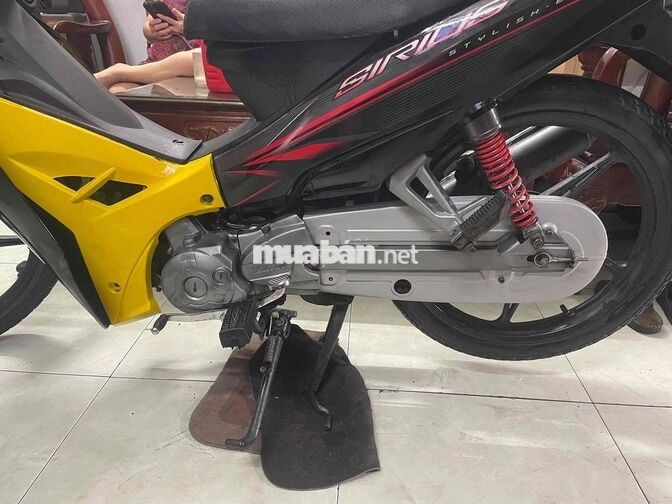 Sirius 50cc Đen vàng