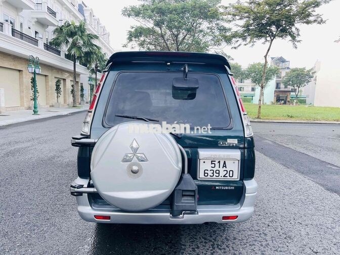 Mitsubishi Jolie 2005 Xanh rêu Số sàn 7 chổ