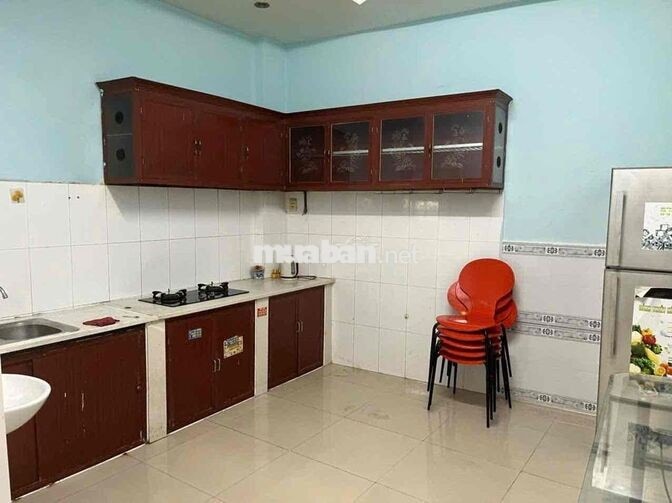 CHO THUÊ NHÀ 4pn MẶT TIỀN HẺM THÔNG D1 HIMLAM Giá 12tr/th