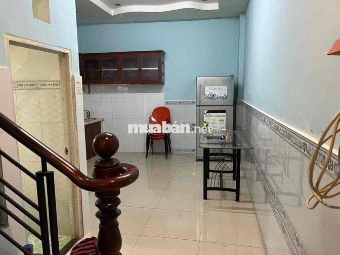 CHO THUÊ NHÀ 4pn MẶT TIỀN HẺM THÔNG D1 HIMLAM Giá 12tr/th