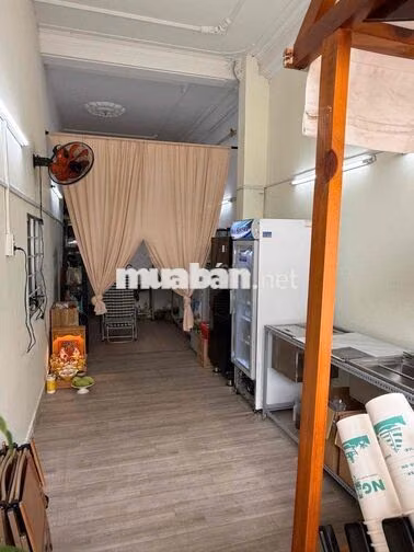 Sang nhượng quán nước hoặc cho thuê mặt bằng kinh doanh
